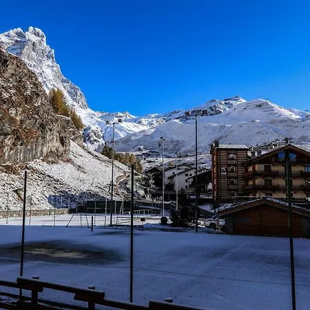 Apartamento Oasi Budden 2 *